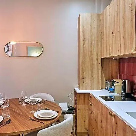Center Of Appartement *